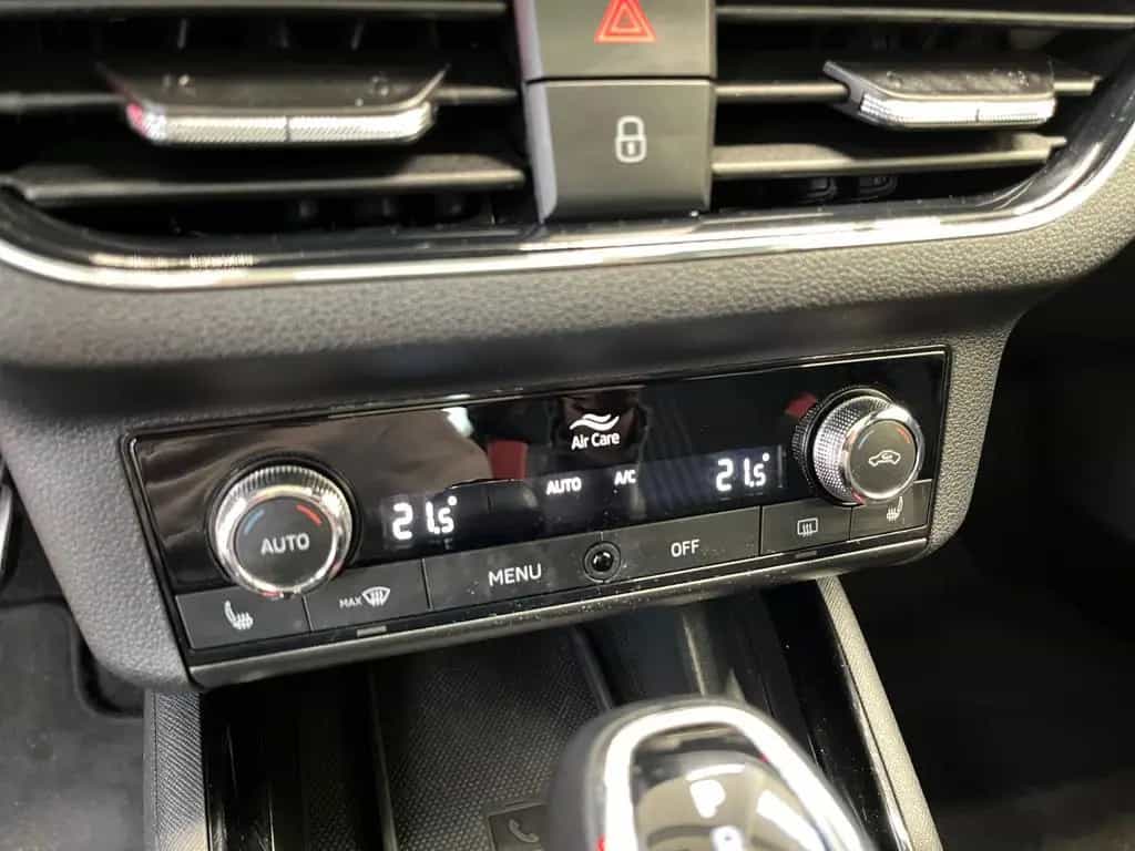 Skoda Kamiq Monte Carlo 1.0 TSI Virtual Cockpit 07/2022-photo-17