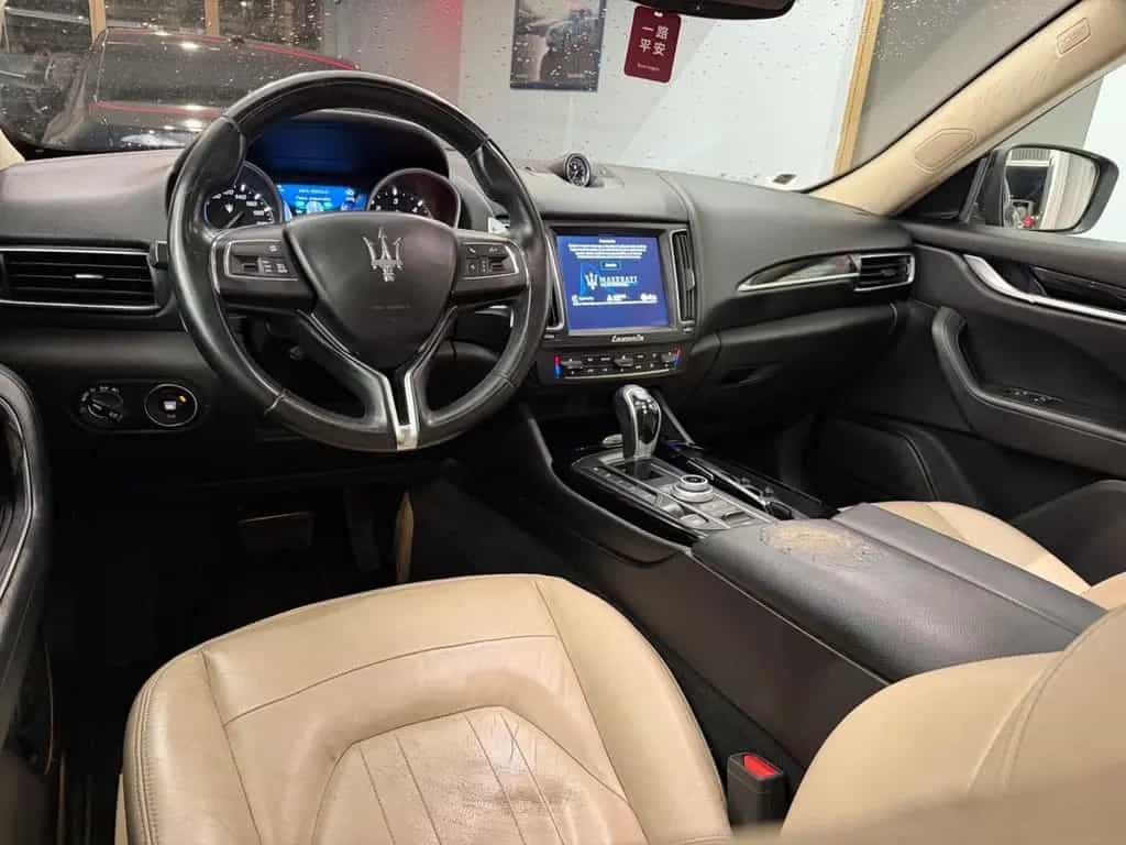 Maserati Levante V6 Diesel AWD 12/2016-photo-8