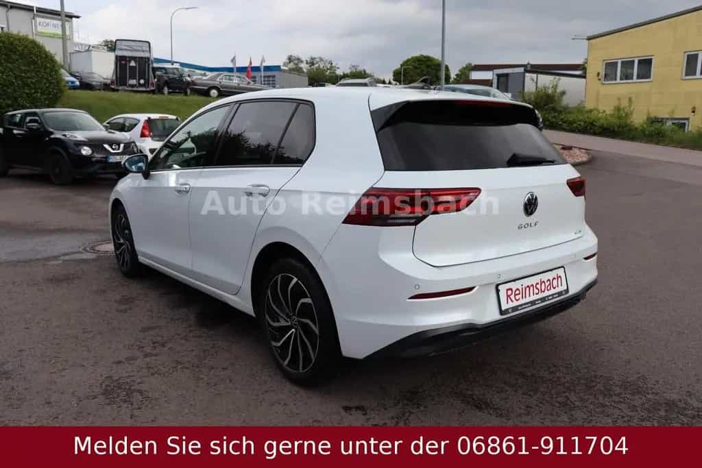 Volkswagen Golf 1.0 eTSI Automatik**NAVI**Scheckheft** 05/2021-photo-4