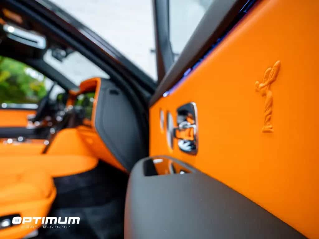 Rolls-Royce Cullinan BLACK BADGE |MY26| 4 SEATER | HIGH SPEC null-photo-12