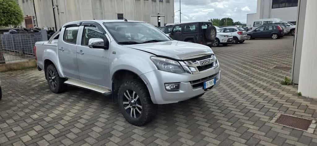 Isuzu D-Max 2.5 Crew Cab Solar A/T 4WD VEICOLO P 12/2016-photo-2
