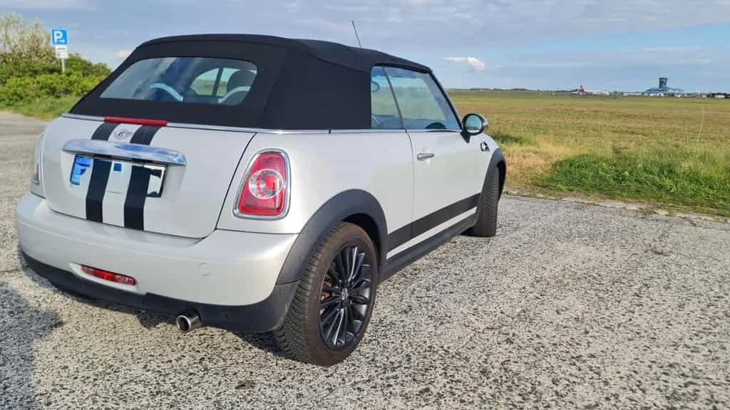 MINI Cooper Cabrio Cooper 12/2011-photo-2