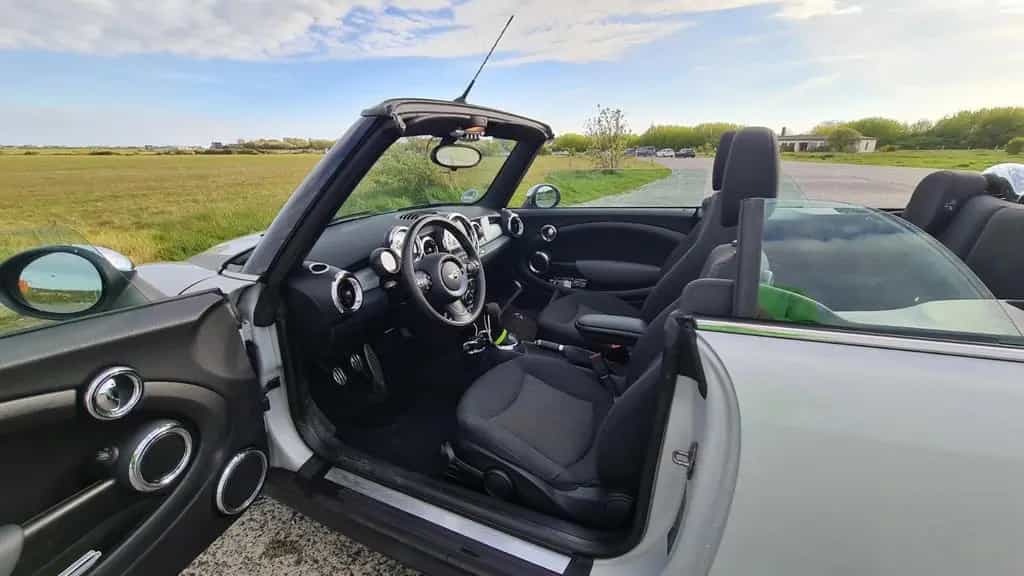 MINI Cooper Cabrio Cooper 12/2011-photo-6