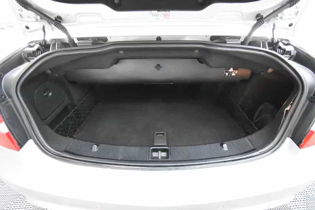 Mercedes-Benz E 250 Cabrio SHZ NAVI SBL AHK TEMP 07/2012-photo-20