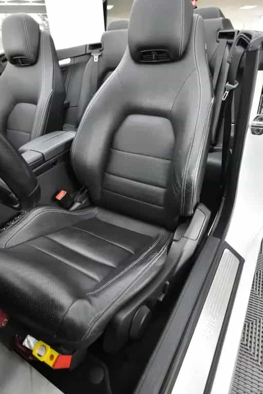 Mercedes-Benz E 250 Cabrio SHZ NAVI SBL AHK TEMP 07/2012-photo-26