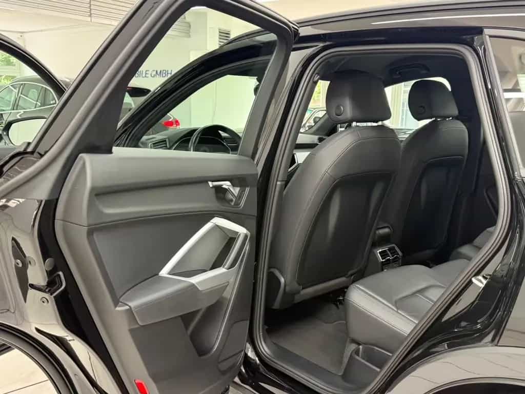 Audi Q3 45 TFSI quattro advanced*AHK*Virtual*LED*ACC* 06/2020-photo-6