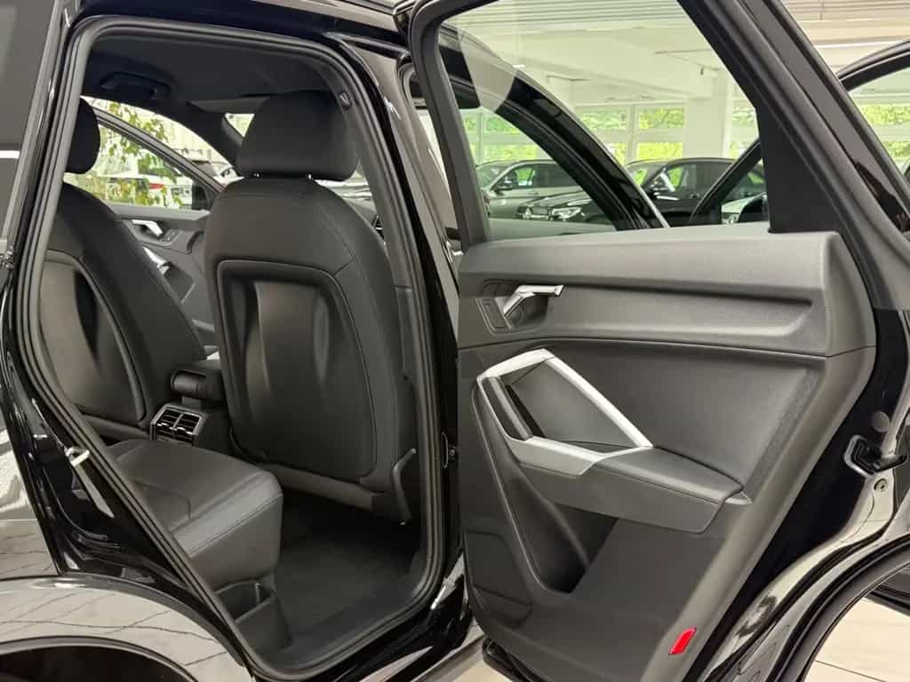 Audi Q3 45 TFSI quattro advanced*AHK*Virtual*LED*ACC* 06/2020-photo-8