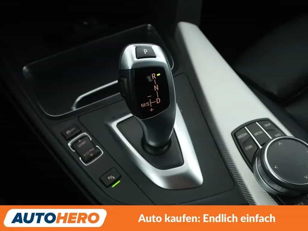 BMW 3 Series 320i GT xDrive M Sport Aut.*NAV*ACC*CAM*PDC* 06/2019-photo-24