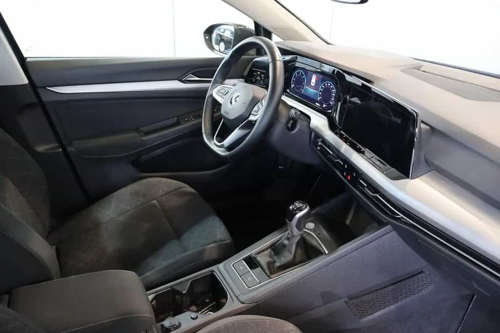 Volkswagen Golf VIII 2.0 TDI Life AID+ACC+KAM+LED+STDHZG 01/2022-photo-12