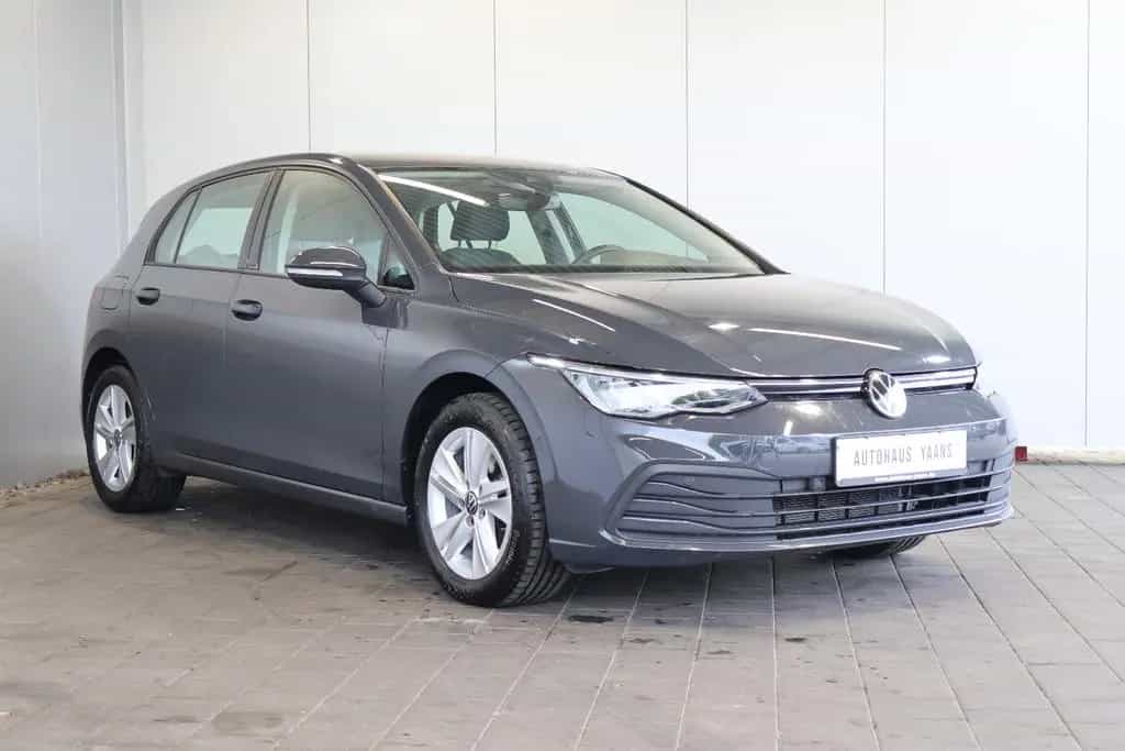 Volkswagen Golf VIII 2.0 TDI Life AID+ACC+KAM+LED+STDHZG 01/2022-photo-2