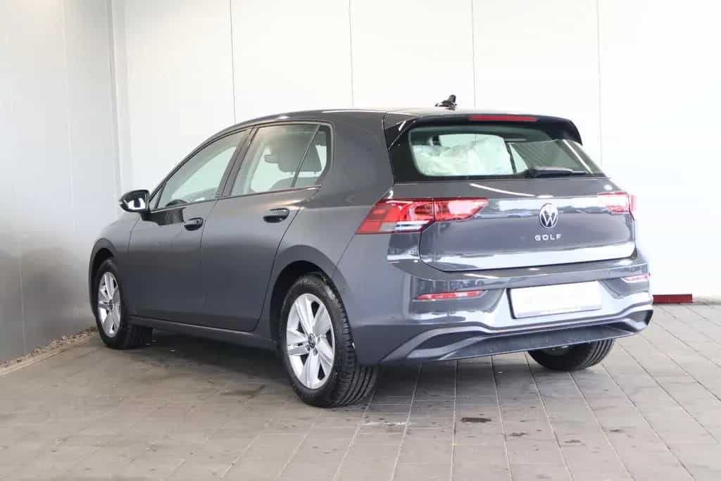 Volkswagen Golf VIII 2.0 TDI Life AID+ACC+KAM+LED+STDHZG 01/2022-photo-5
