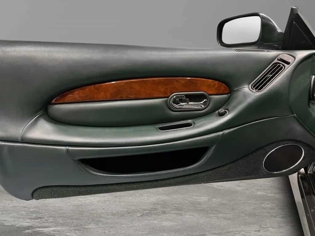 Aston Martin DB7 GTA Tungsten Silver Forest Green 1of112 07/2003-photo-17