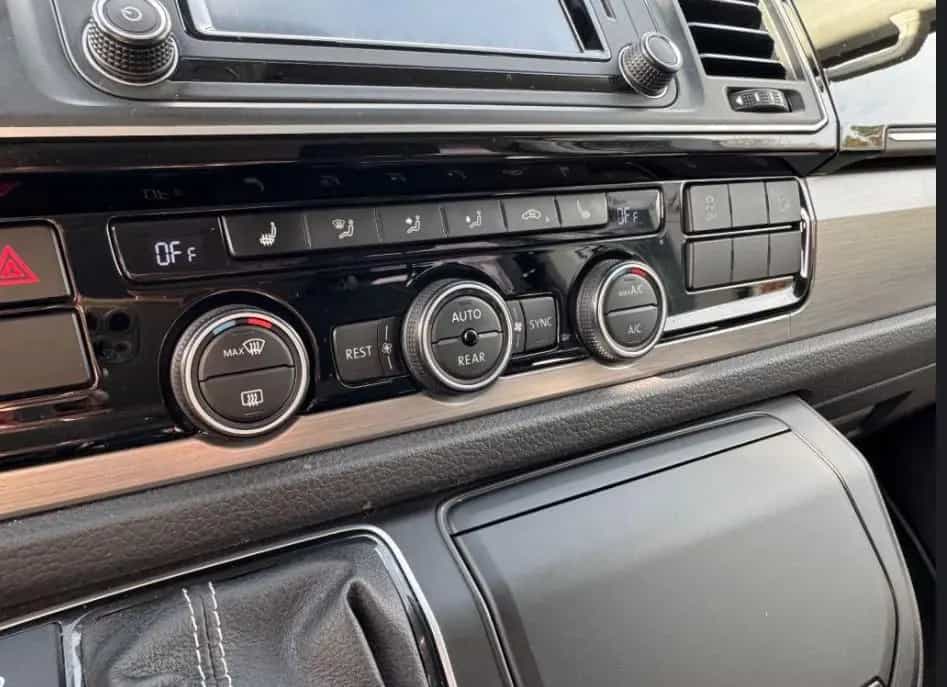 Volkswagen Transporter California Beach Edition 4Motion *STHZ/AHK* 03/2019-photo-11