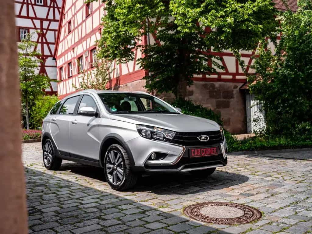 Lada Vesta CROSS Kamera !!! NUR 2000 KM original !!! 08/2020-photo-11