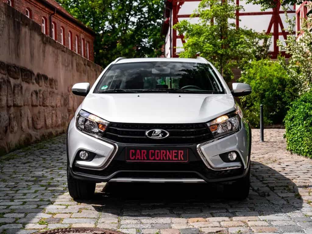Lada Vesta CROSS Kamera !!! NUR 2000 KM original !!! 08/2020-photo-12