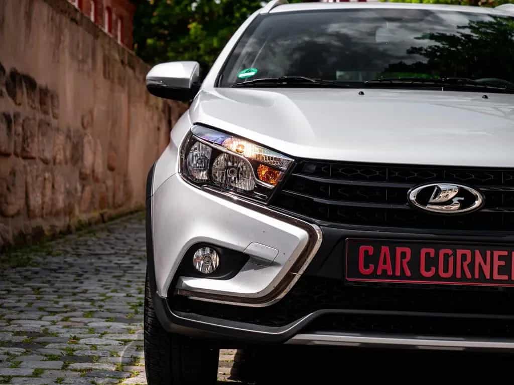 Lada Vesta CROSS Kamera !!! NUR 2000 KM original !!! 08/2020-photo-13