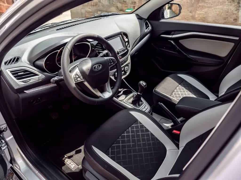Lada Vesta CROSS Kamera !!! NUR 2000 KM original !!! 08/2020-photo-18