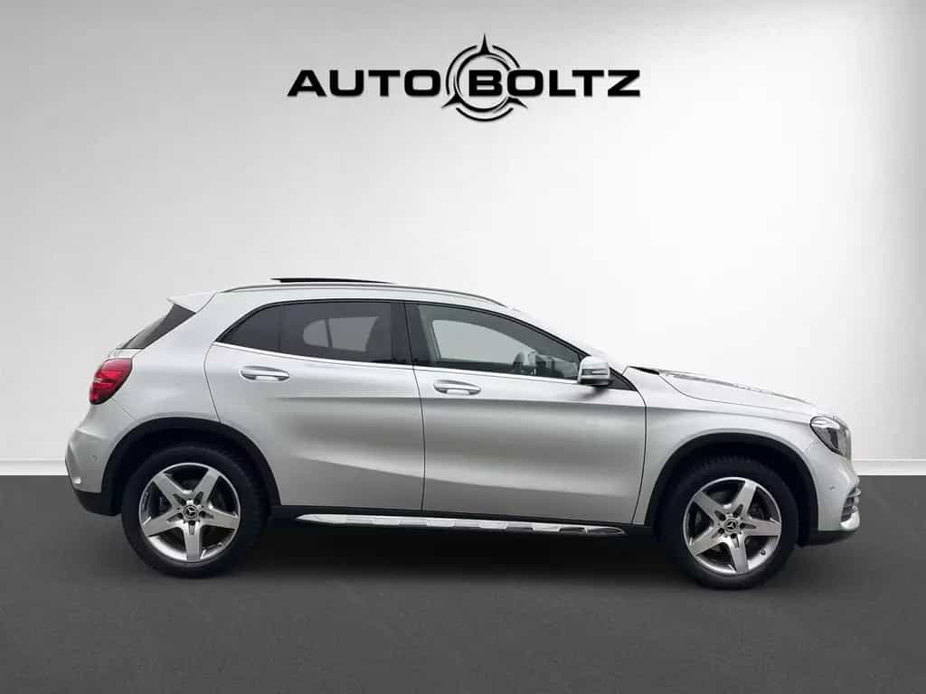 Mercedes-Benz GLA 250 CGI 4M AMG L. Pano Navi Kamera 02/2019-photo-14