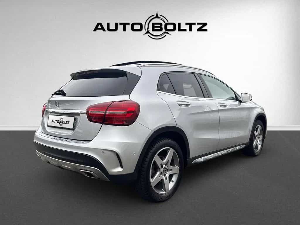 Mercedes-Benz GLA 250 CGI 4M AMG L. Pano Navi Kamera 02/2019-photo-4