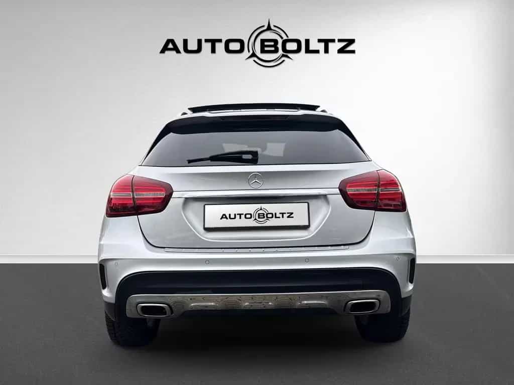 Mercedes-Benz GLA 250 CGI 4M AMG L. Pano Navi Kamera 02/2019-photo-5