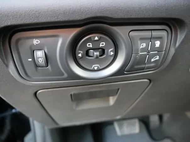 BAW 212 Grün,Seilwinde,LED,4x4,Leder, imVorlauf null-photo-14