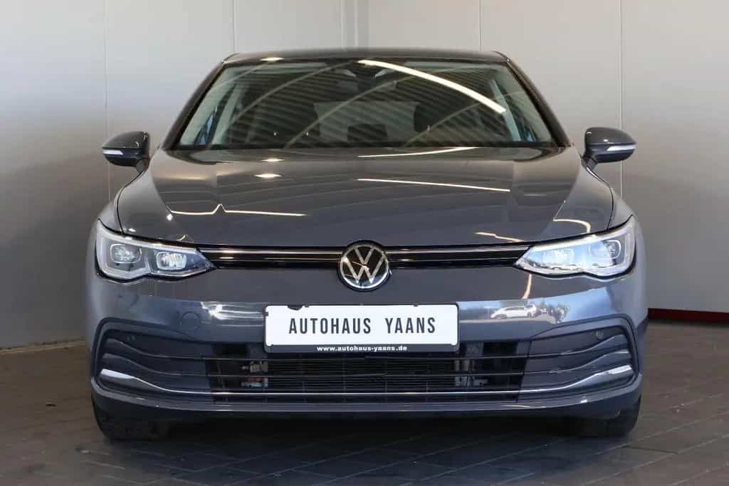 Volkswagen Golf VIII 1.5 TSI Active AID+ACC+KAM+LED+AHK 12/2022-photo-1