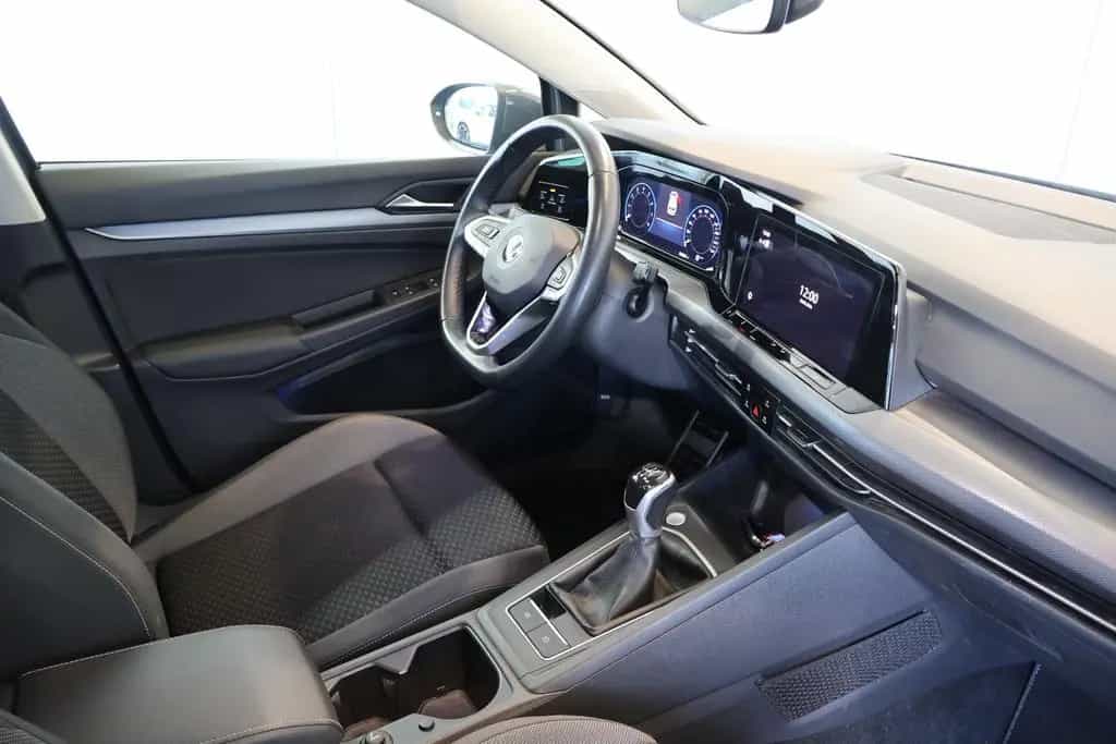 Volkswagen Golf VIII 1.5 TSI Active AID+ACC+KAM+LED+AHK 12/2022-photo-12
