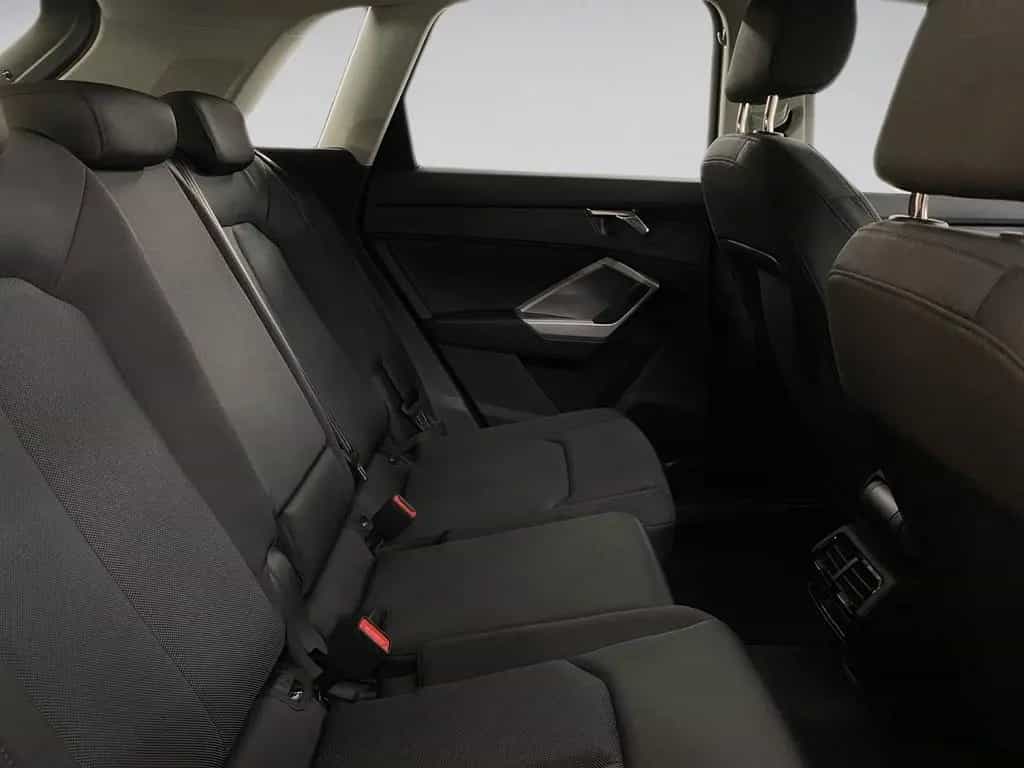 Audi Q3 35 TFSI AHK S line 2xKlima AHK Akustikglas LM 01/2023-photo-10