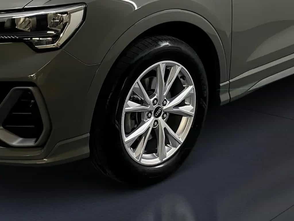 Audi Q3 35 TFSI AHK S line 2xKlima AHK Akustikglas LM 01/2023-photo-13