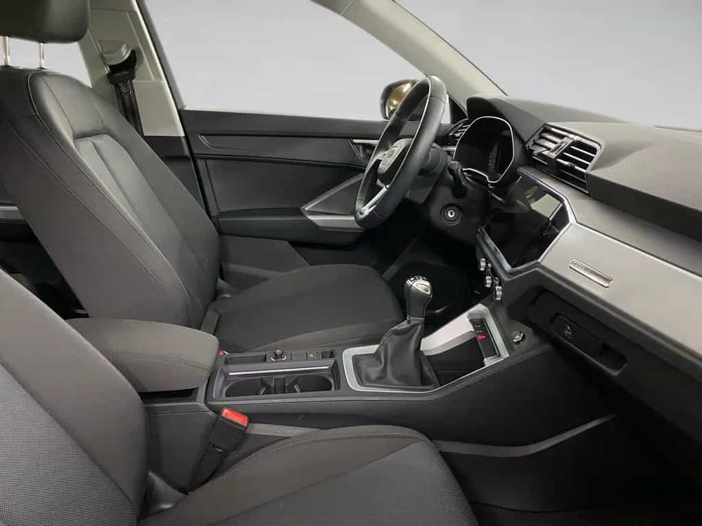 Audi Q3 35 TFSI AHK S line 2xKlima AHK Akustikglas LM 01/2023-photo-9