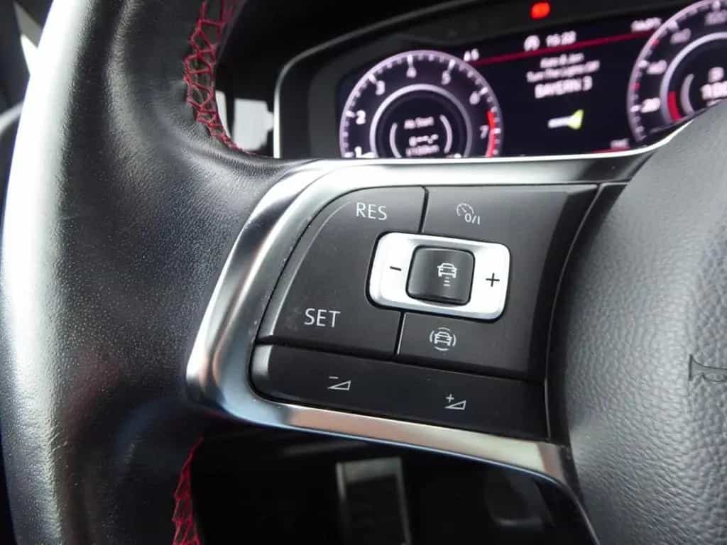 Volkswagen Golf GTI Performance 2.0 TSI 12/2019-photo-9