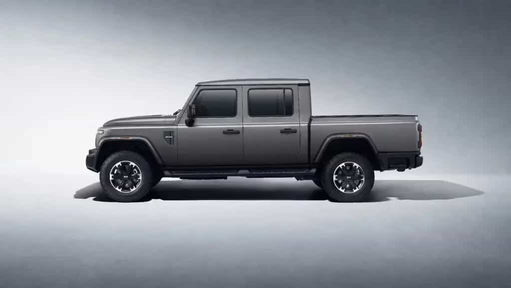BAW 212 *Pick Up* 2.3 Turbo-Diesel 4x4 8-Gang Aut. null-photo-4