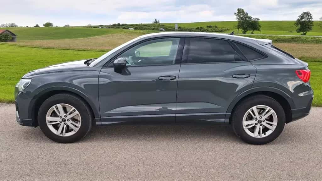 Audi Q3 Sportback 40 TFSI quattro S tronic - 10/2022-photo-2