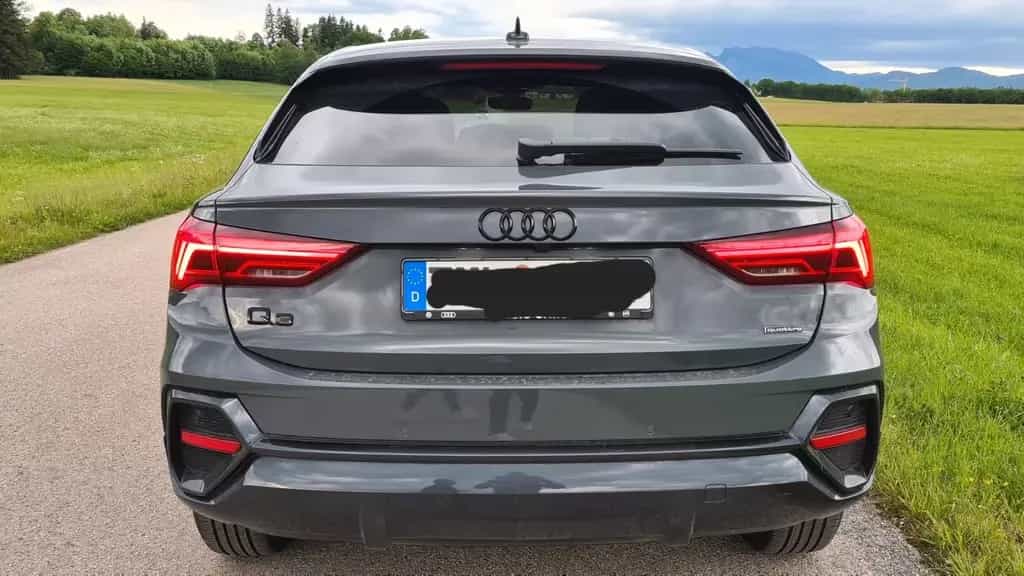 Audi Q3 Sportback 40 TFSI quattro S tronic - 10/2022-photo-4