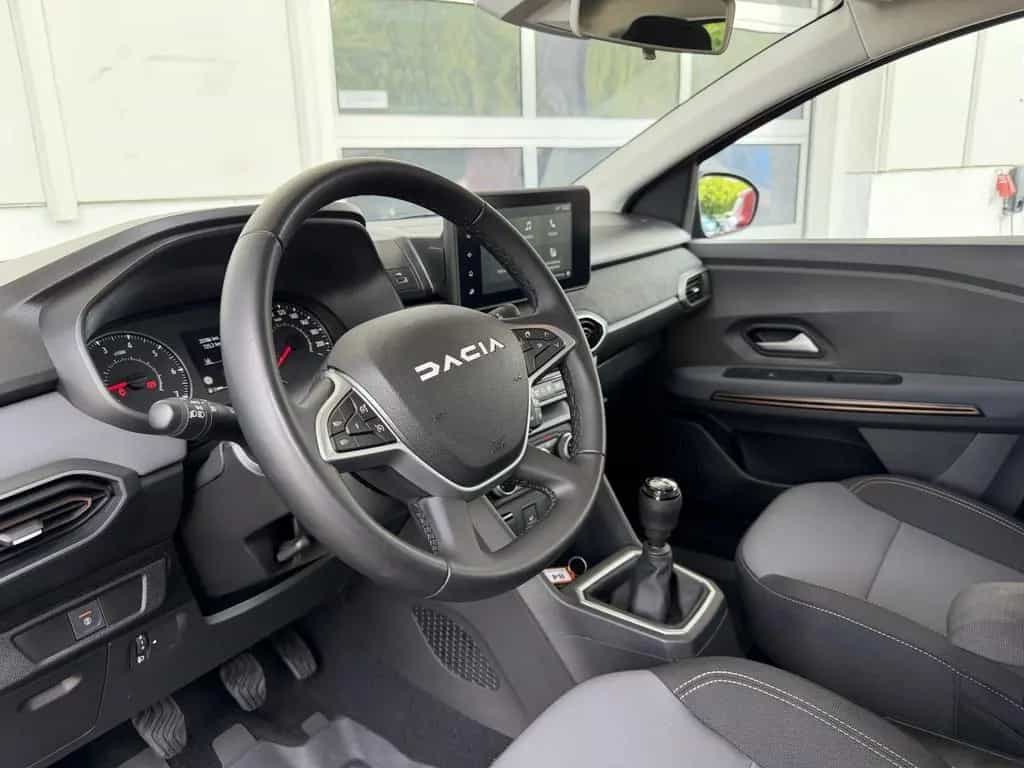 Dacia Sandero Stepway III 1.0 TCe 110 Extreme + Navi S 07/2024-photo-15