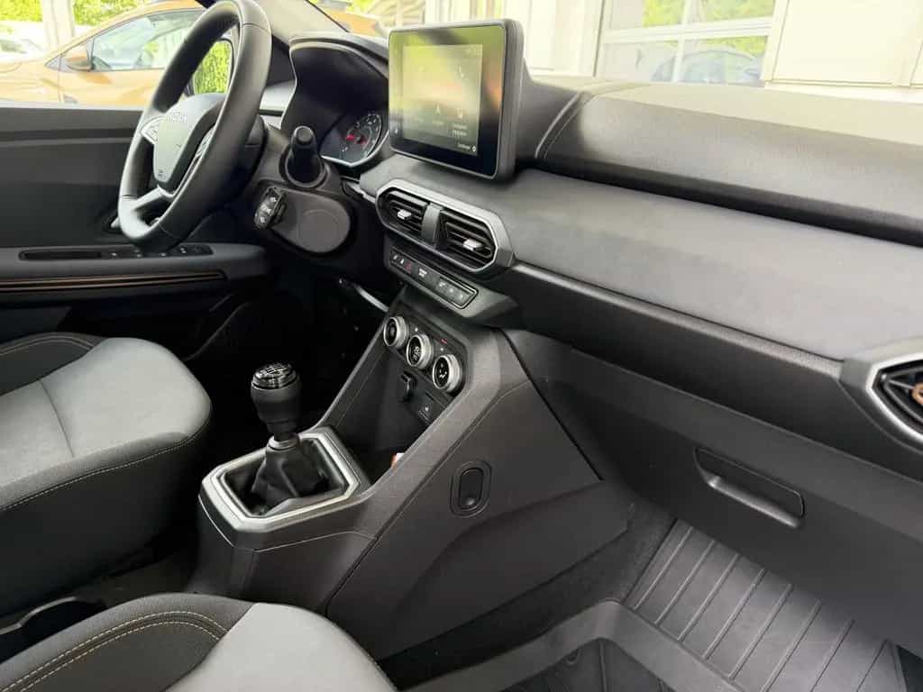 Dacia Sandero Stepway III 1.0 TCe 110 Extreme + Navi S 07/2024-photo-18