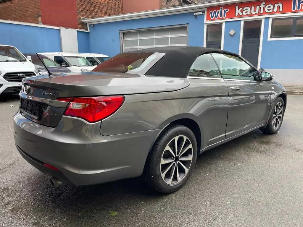Lancia Flavia 2.4 16V Automatik LEDER SOUNDSYSTEM 05/2013-photo-3