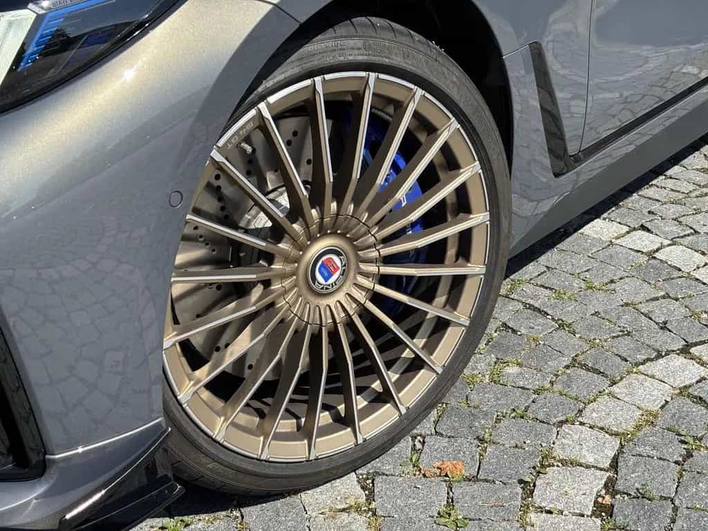 ALPINA B4 GT Gran Coupé SWITCH-TRONIC Allrad 07/2025-photo-7