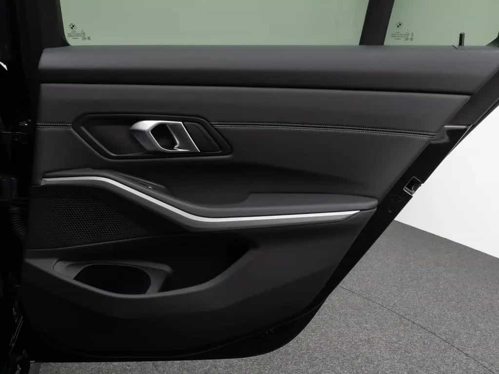 BMW 3 Series i HUD DAB Leder Alarm Sport Driving Assistent 03/2023-photo-30