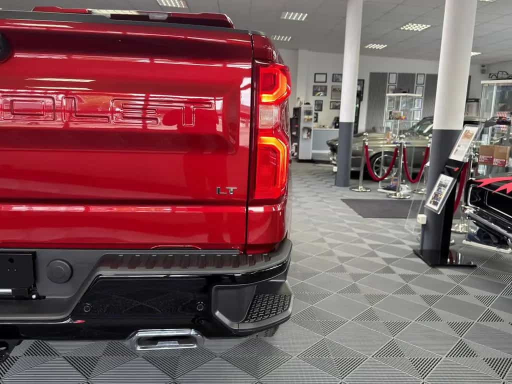 Chevrolet Silverado Trail Boss 4WD V8 2025 Z71 2LT LEDER S null-photo-12