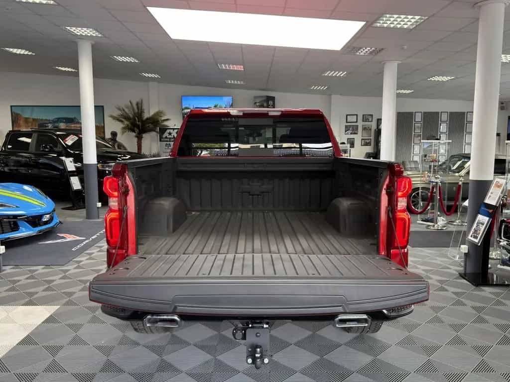 Chevrolet Silverado Trail Boss 4WD V8 2025 Z71 2LT LEDER S null-photo-13