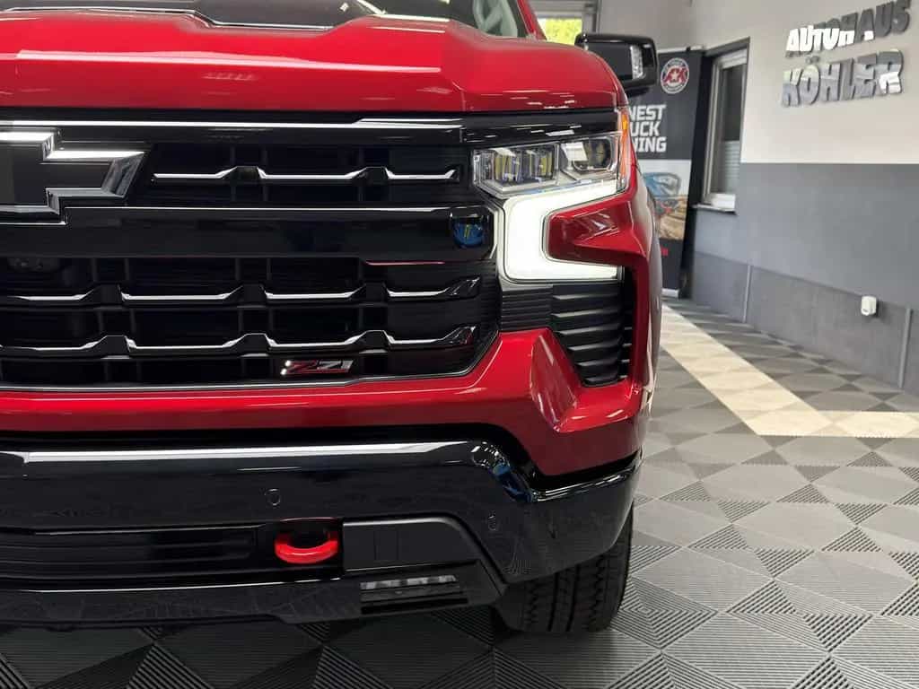 Chevrolet Silverado Trail Boss 4WD V8 2025 Z71 2LT LEDER S null-photo-7