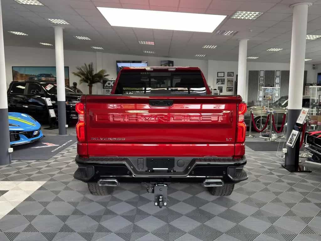 Chevrolet Silverado Trail Boss 4WD V8 2025 Z71 2LT LEDER S null-photo-9