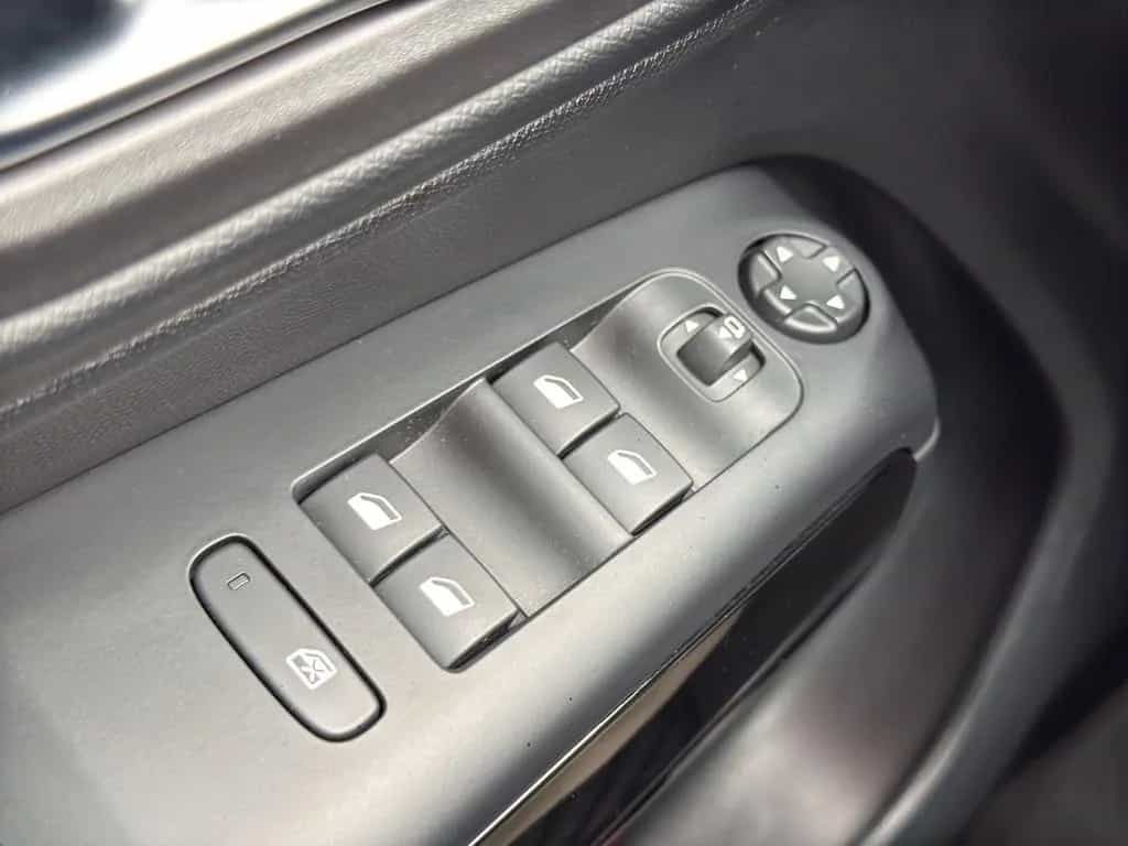 Citroën C5 Aircross Hybrid 145 Plus E-DSC6 NAVI 03/2025-photo-25