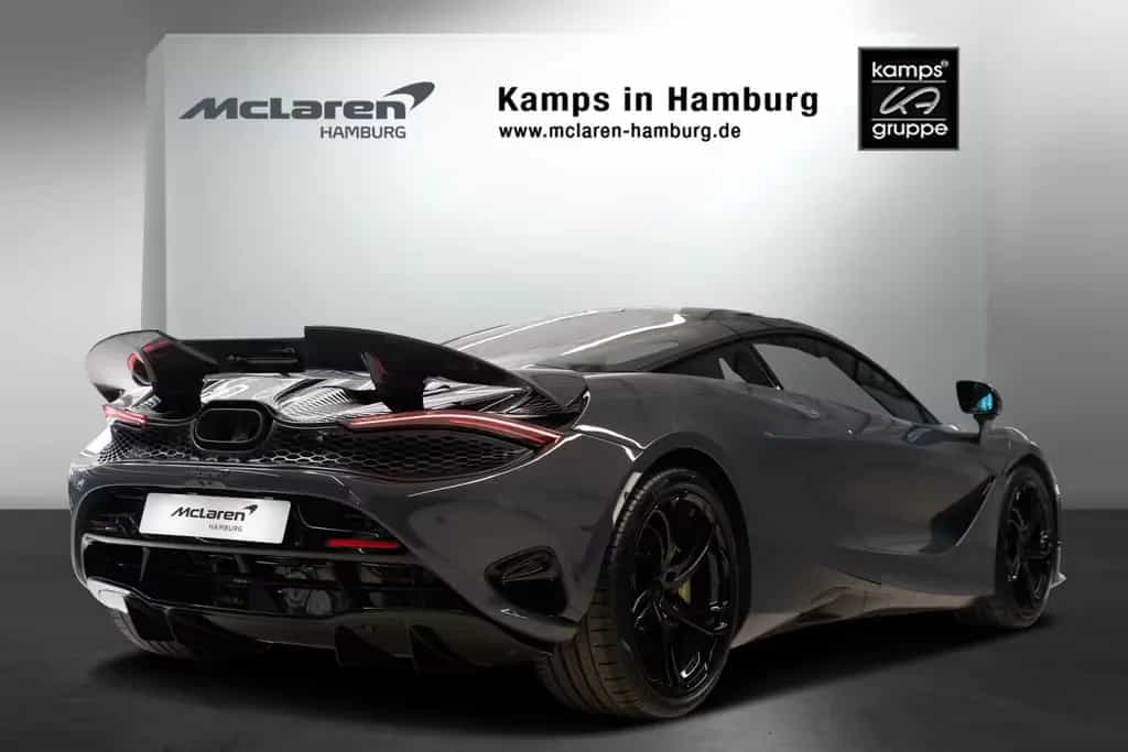 McLaren 750S MSO Paint I Black Pack I B&W null-photo-4