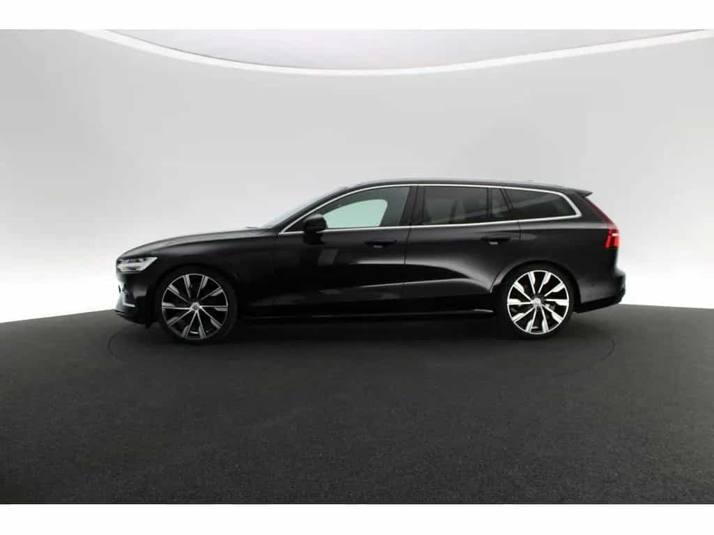 Volvo V60 B4 Ultimate Bright 10/2022-photo-1