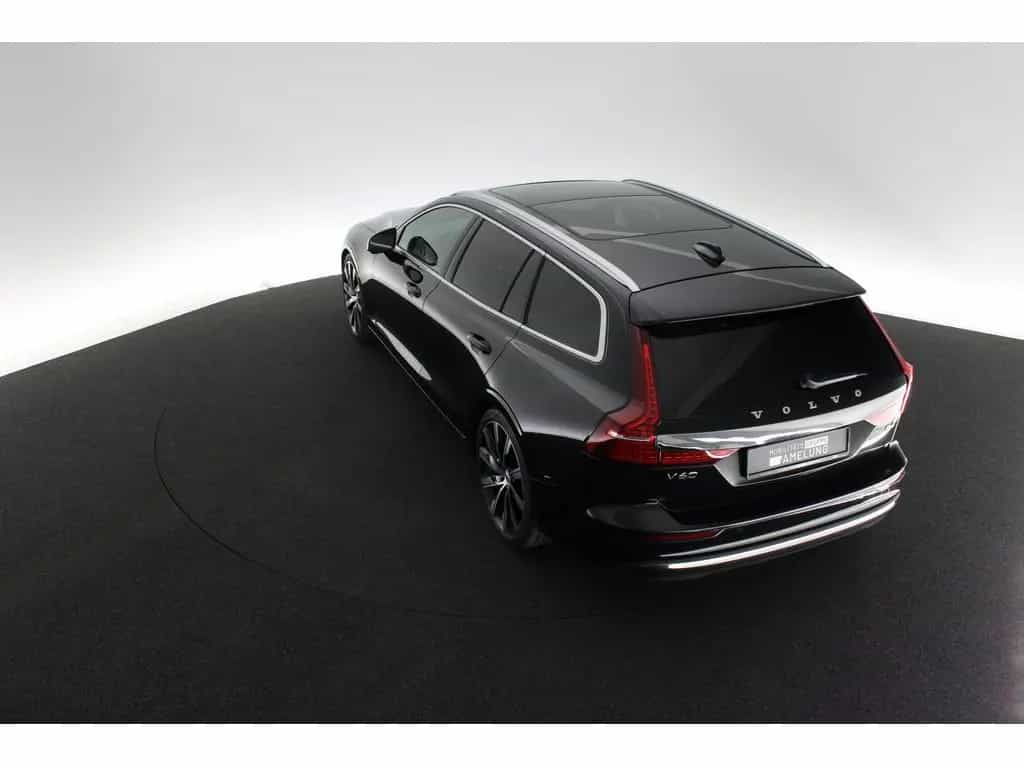 Volvo V60 B4 Ultimate Bright 10/2022-photo-15