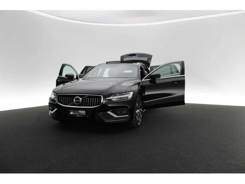 Volvo V60 B4 Ultimate Bright 10/2022-photo-18