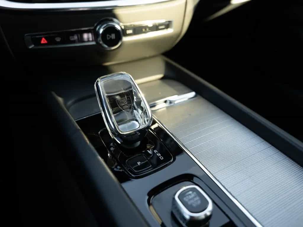 Volvo V60 B4 Ultimate Bright 10/2022-photo-28