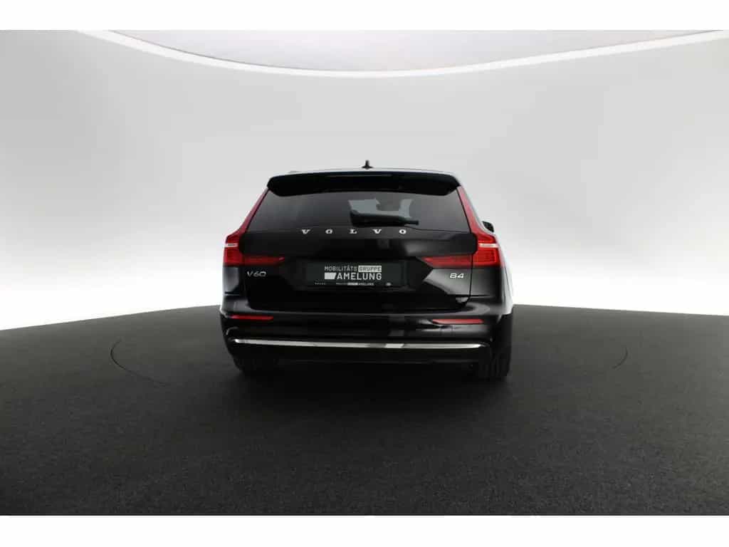 Volvo V60 B4 Ultimate Bright 10/2022-photo-4